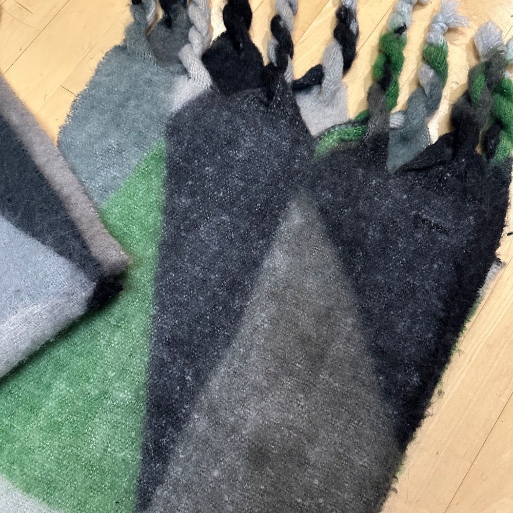 Echo  Triangle motif fuzzy scarf/wraps, 16" X 72", PG1476 - Picture 2 of 3